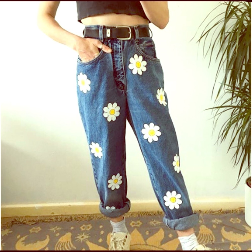 Vintage women’s long big flower jeans